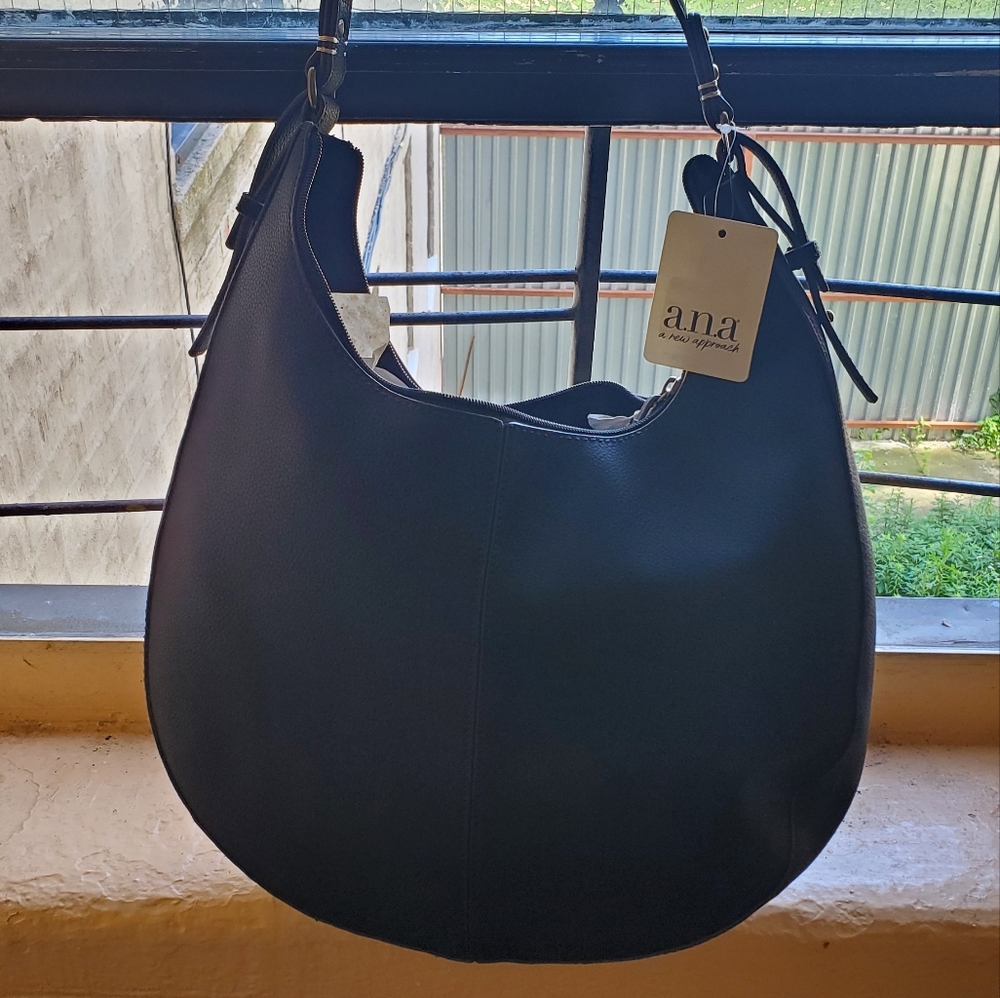 Shoulder bag